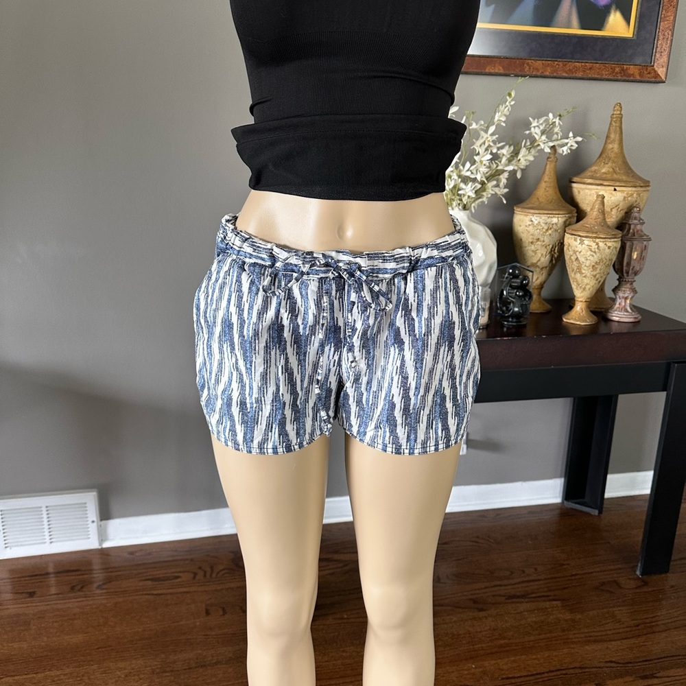 J. Crew Pull On Blue White Linen Shorts Womens Size S